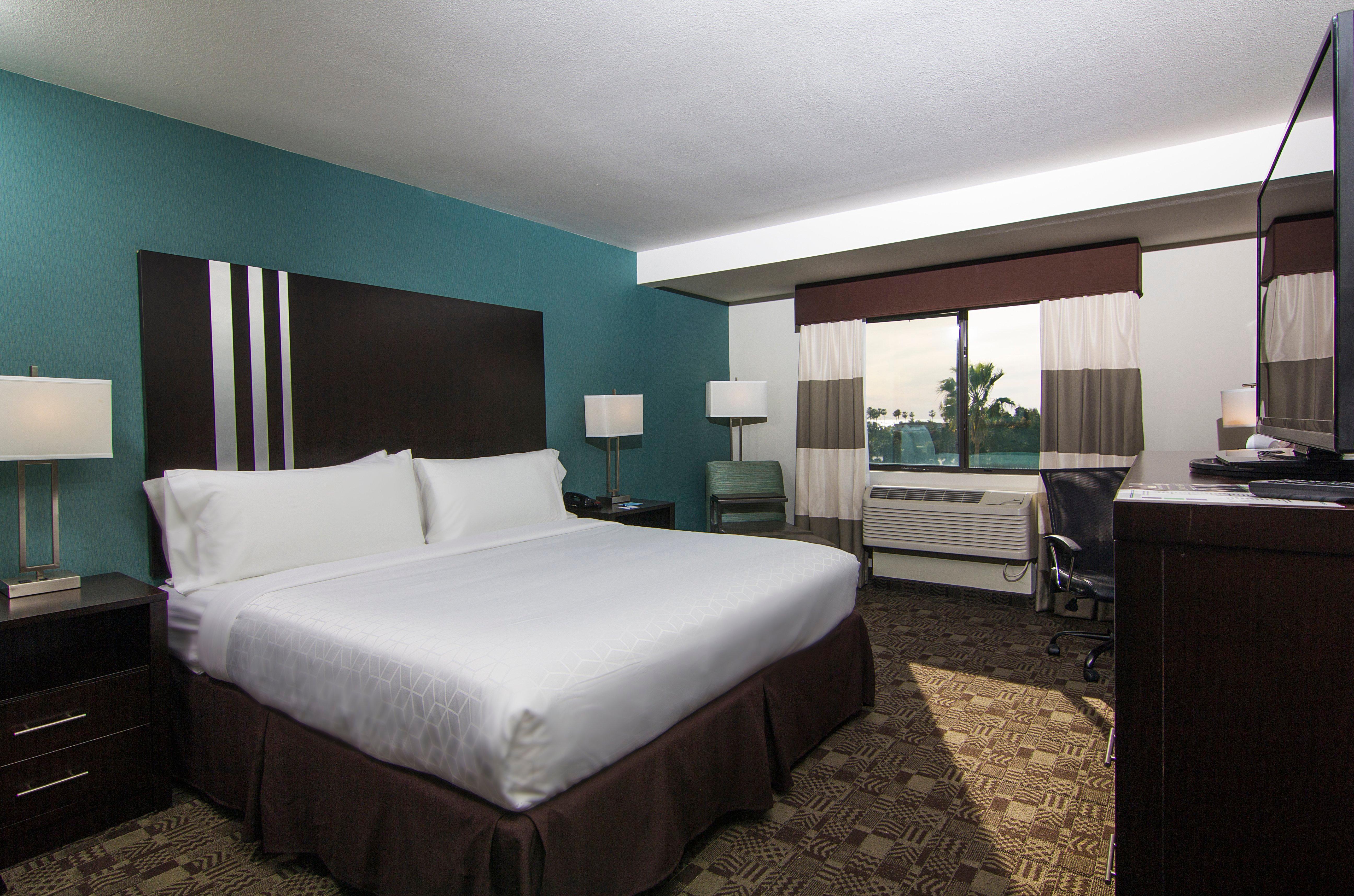 Holiday Inn Express Hotel & Suites Carlsbad Beach By Ihg Extérieur photo